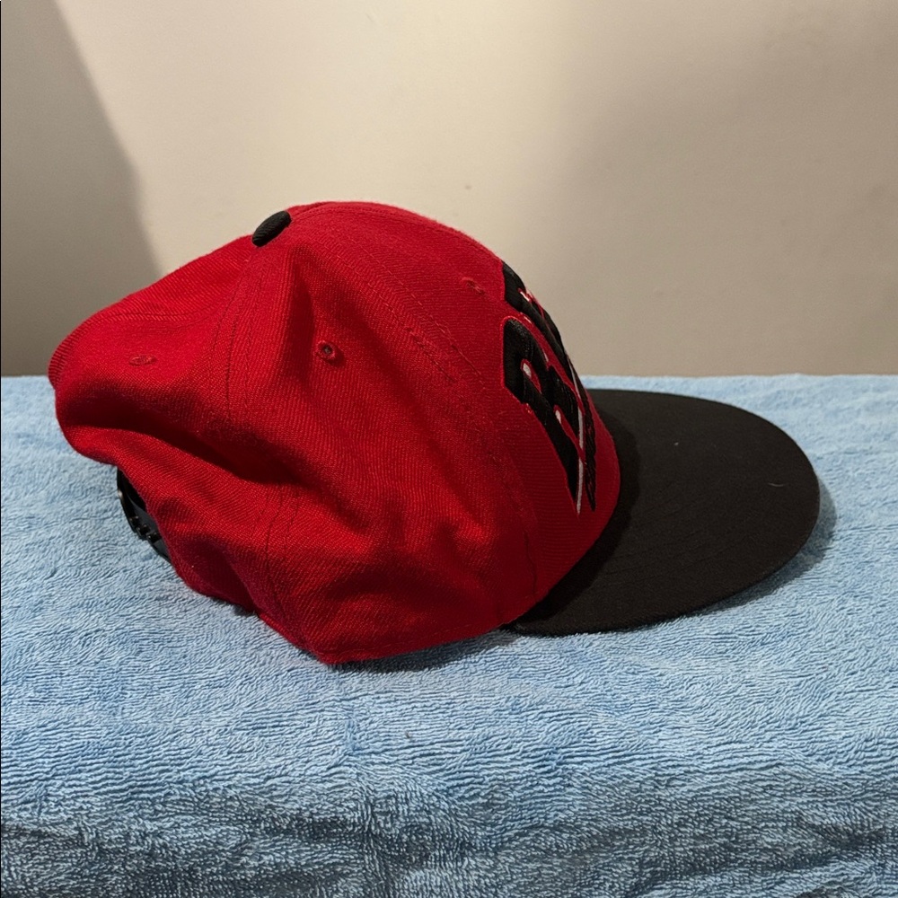 Cincinnati Reds baseball hat - Picture 2 of 5
